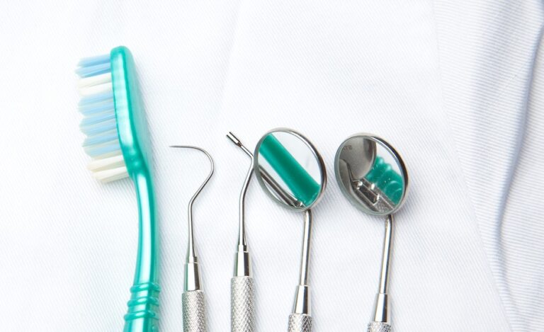 Teeth cleaning tools